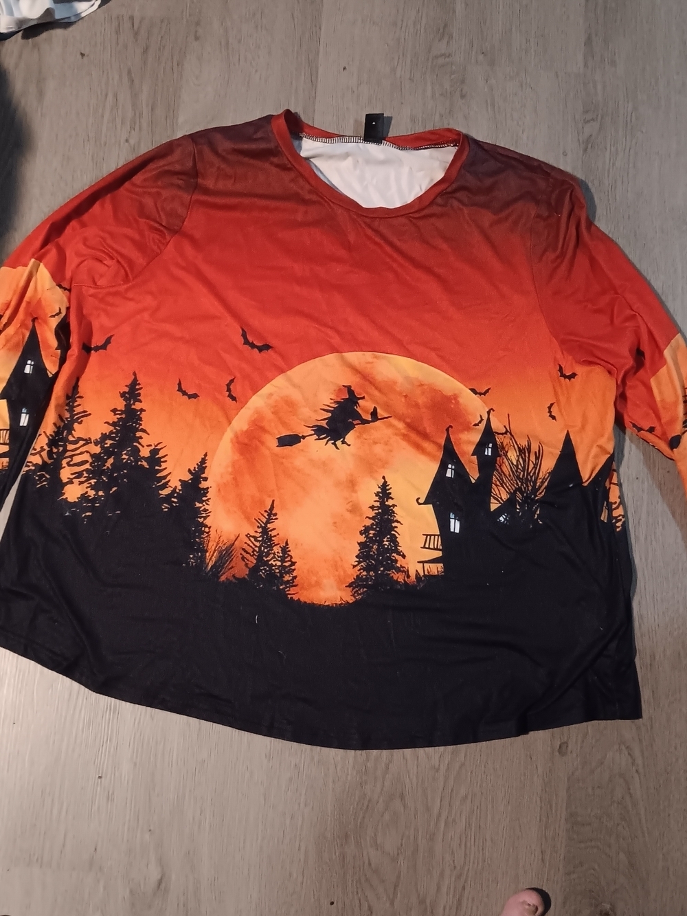 SHEIN Red Curve Long Sleeve Halloween Top